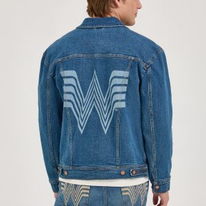 Wrangler® x Whataburger® Men's Laser Denim Jacket